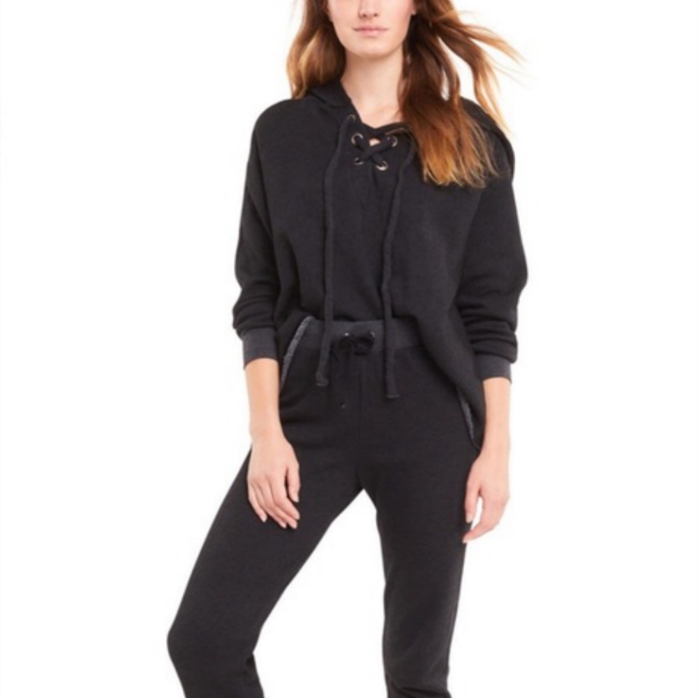 WILDFOX Hutton Lace Up Hoodie - Picture 3 of 5